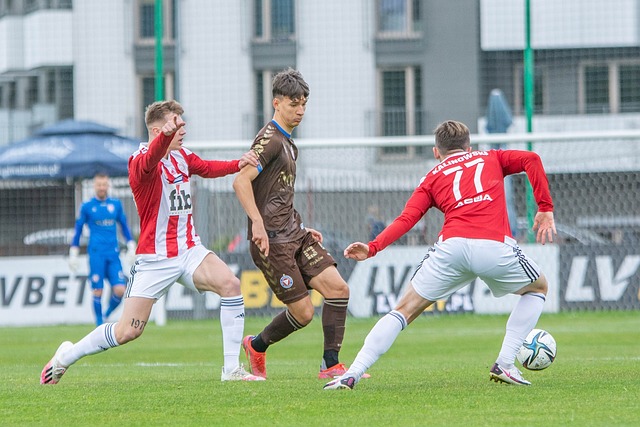 讽直接将矛 讽直接将矛